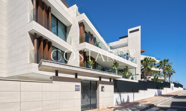 Neue Gebäude - Apartments -
Estepona