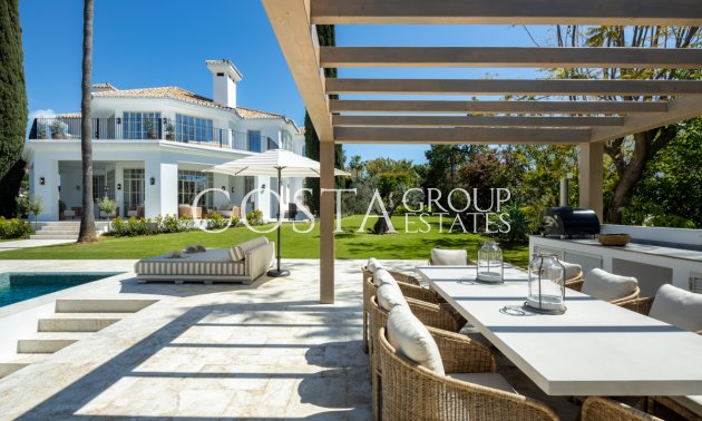 Nowy budynek - Willa -
Marbella