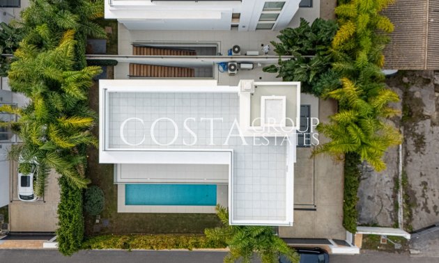 Neue Gebäude - Villa -
Marbella