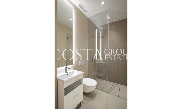 Neue Gebäude - Villa -
Marbella