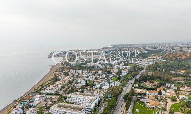 Neue Gebäude - Villa -
Marbella