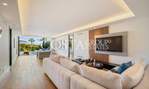 Nowy budynek - Willa -
Marbella