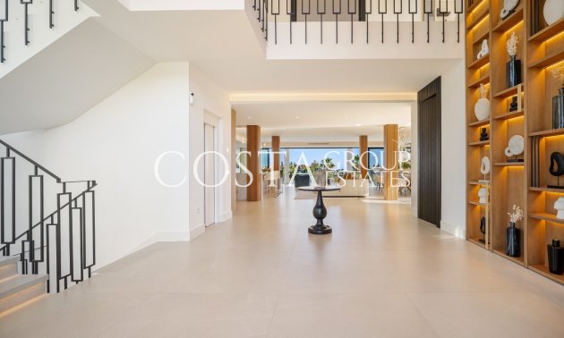 Nowy budynek - Willa -
Marbella