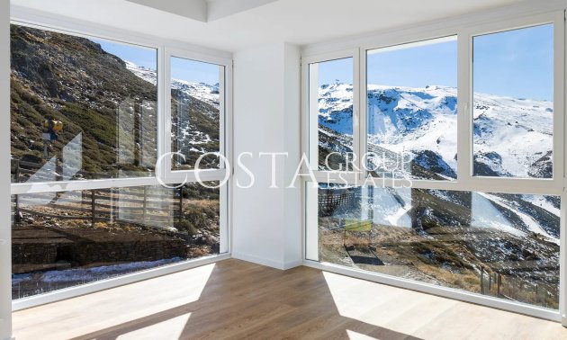 Nowy budynek - Apartments -
Monachil