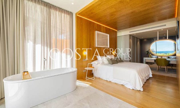 Neue Gebäude - Villa -
La Capellania