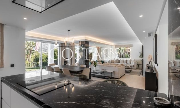 Neue Gebäude - Villa -
Marbella