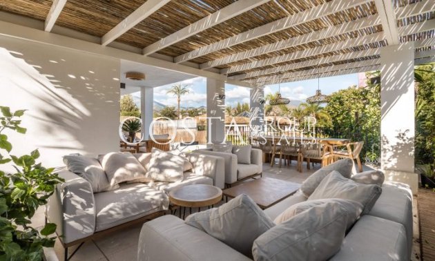 Neue Gebäude - Villa -
Marbella