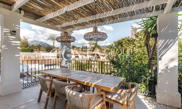 Neue Gebäude - Villa -
Marbella