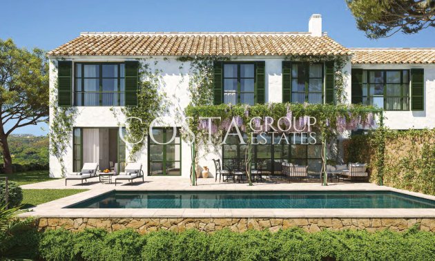 Neue Gebäude - Villa -
Casares