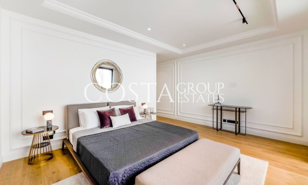 Nowy budynek - Willa -
Marbella