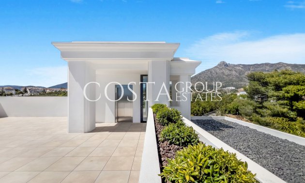 Nowy budynek - Willa -
Marbella