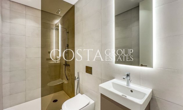 Nowy budynek - Willa -
Marbella