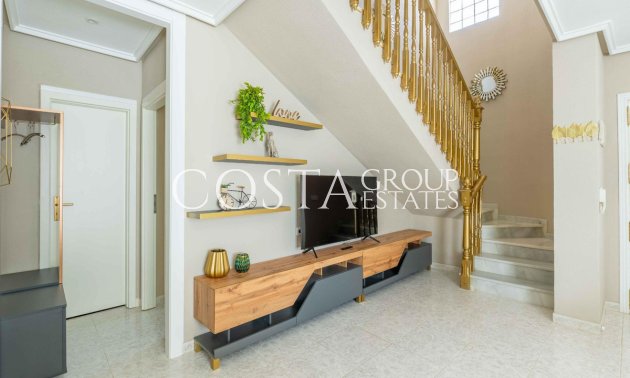 Resale - Villa -
Orihuela - Punta Prima