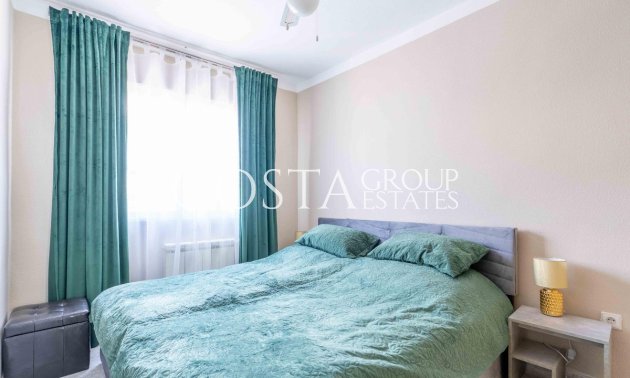 Resale - Villa -
Orihuela - Punta Prima