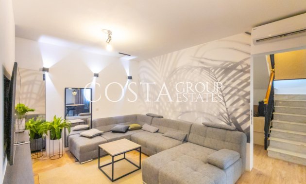 Resale - Villa -
Torrevieja - El Chaparral