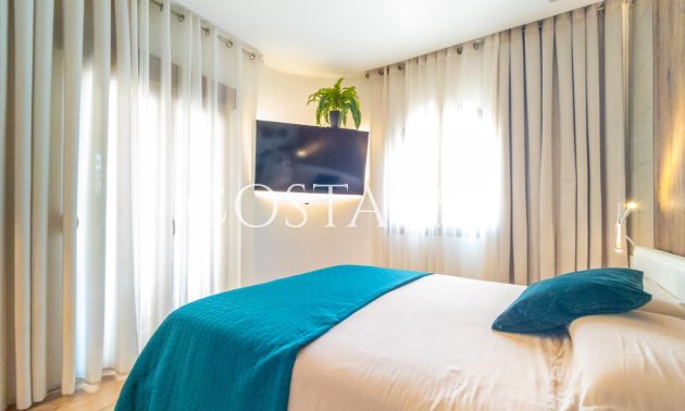 Resale - Villa -
Torrevieja - El Chaparral