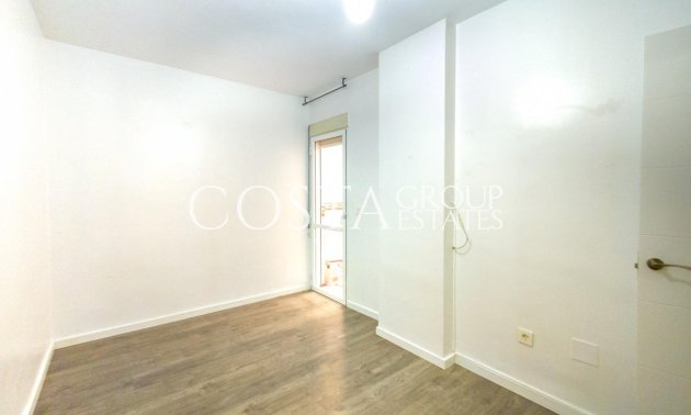 Resale - Apartments -
Torrevieja - Torrevieja Centro