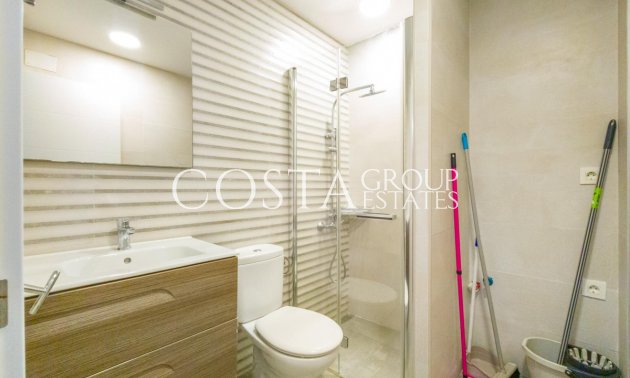 Resale - Apartments -
Torrevieja - Torrevieja Centro