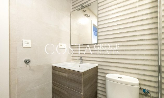 Resale - Apartments -
Torrevieja - Torrevieja Centro