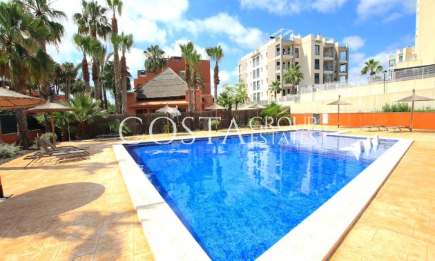 Resale - Apartments -
Orihuela - Villamartin