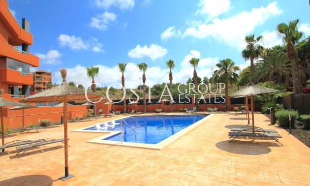 Resale - Apartments -
Orihuela - Villamartin