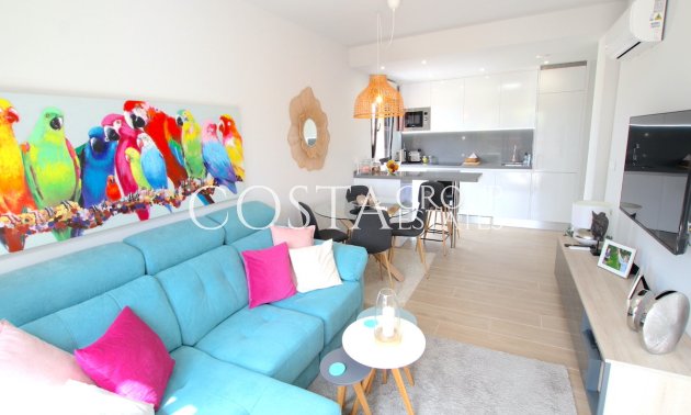 Resale - Apartments -
Orihuela - Villamartin