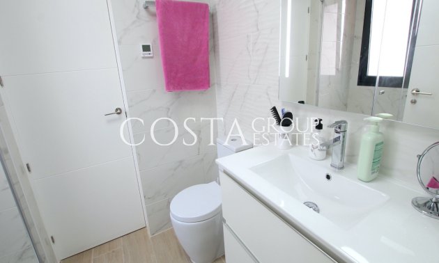 Resale - Apartments -
Orihuela - Villamartin