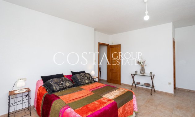 Resale - Villa -
Torrevieja - La Siesta