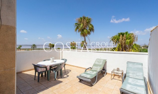 Resale - Villa -
Torrevieja - La Siesta