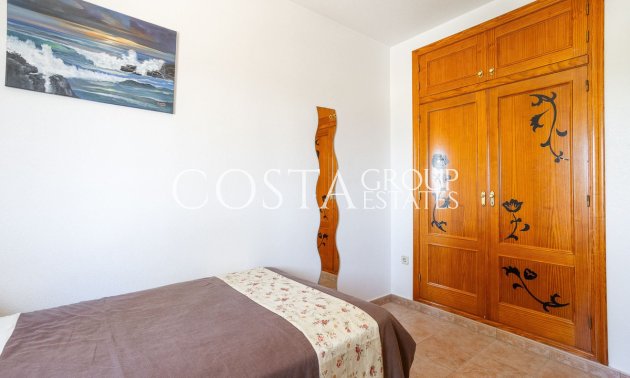 Resale - Villa -
Torrevieja - La Siesta