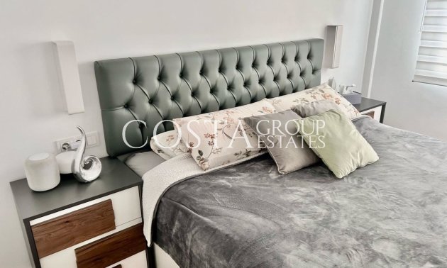 Resale - Apartments -
Alicante City - Alicante City Centro