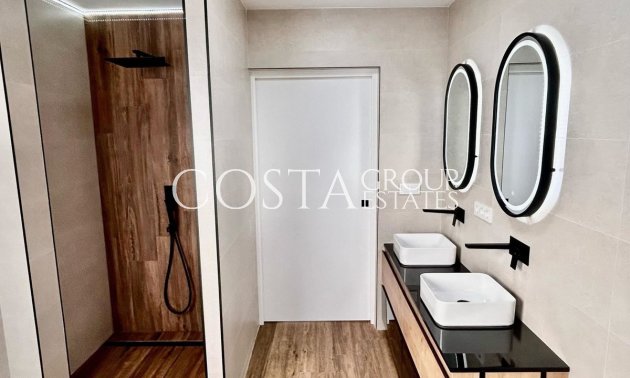 Resale - Apartments -
Alicante City - Alicante City Centro