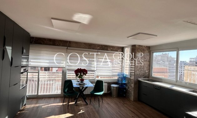 Resale - Apartments -
Alicante City - Alicante City Centro