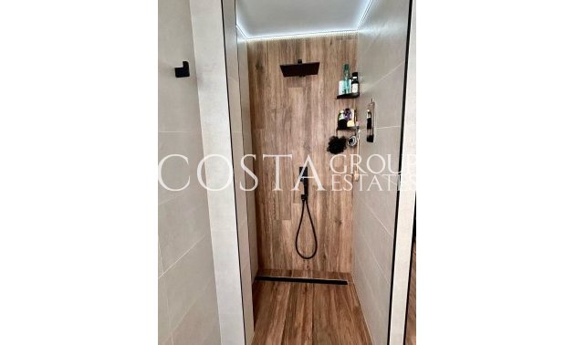 Resale - Apartments -
Alicante City - Alicante City Centro