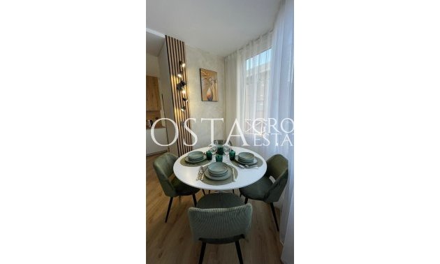 Resale - Apartments -
Torrevieja - Torrevieja Centro