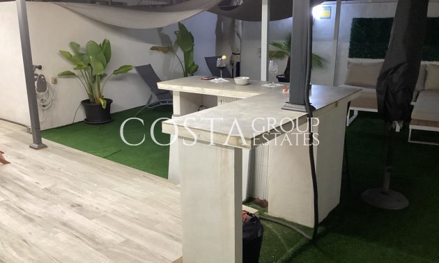 Resale - Villa -
Torrevieja - Torrevieja Centro