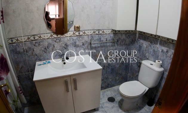 Resale - Apartments -
Torrevieja - Torrevieja Centro