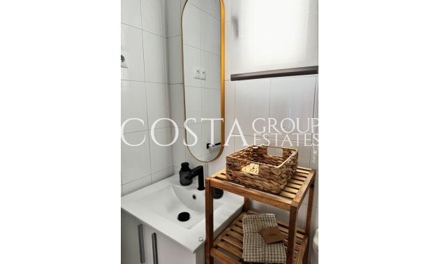 Resale - Apartments -
Torrevieja - Torrevieja Centro