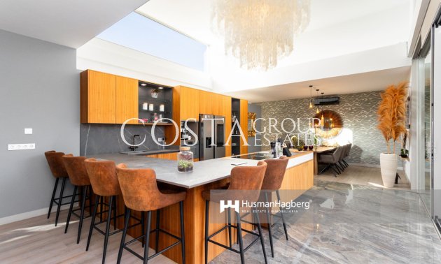 Herverkoop - Villa -
Benijofar