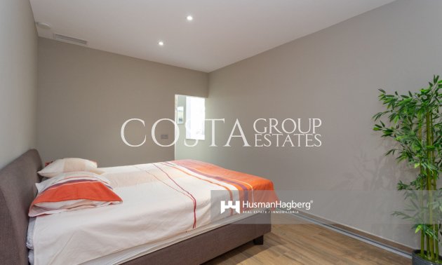 Herverkoop - Villa -
Benijofar