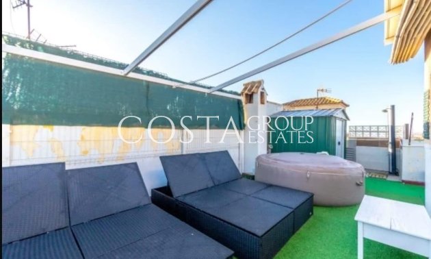 Resale - House -
Torrevieja - Torrevieja Centro