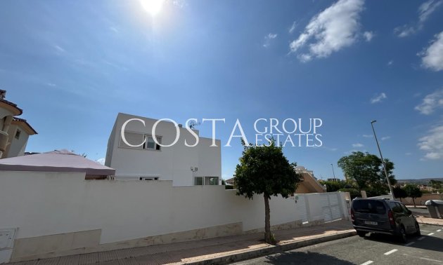 Herverkoop - Villa -
Bigastro