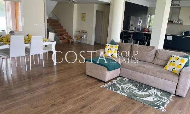 Herverkoop - Villa -
Bigastro