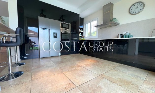 Herverkoop - Villa -
Bigastro