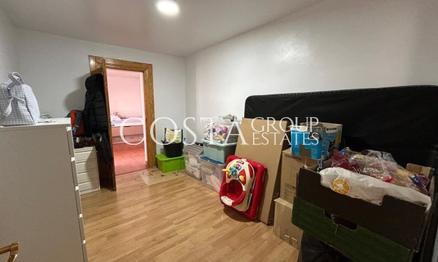 Resale - House -
Torrevieja - Torrevieja Centro