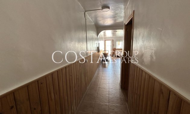 Resale - House -
Torrevieja - Torrevieja Centro