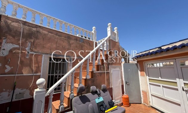 Resale - House -
Torrevieja - Torrevieja Centro