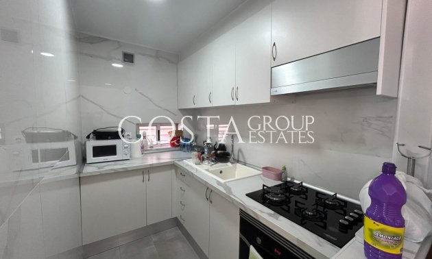 Resale - House -
Torrevieja - Torrevieja Centro