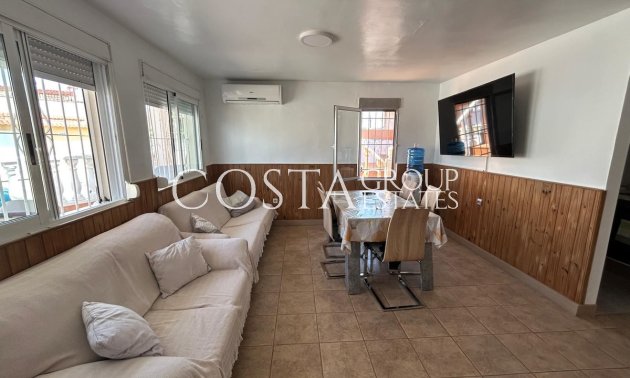 Resale - House -
Torrevieja - Torrevieja Centro