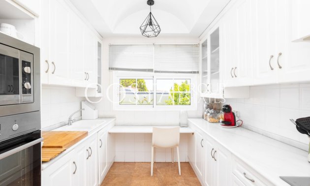 Resale - Villa -
Torrevieja - Torrevieja Centro